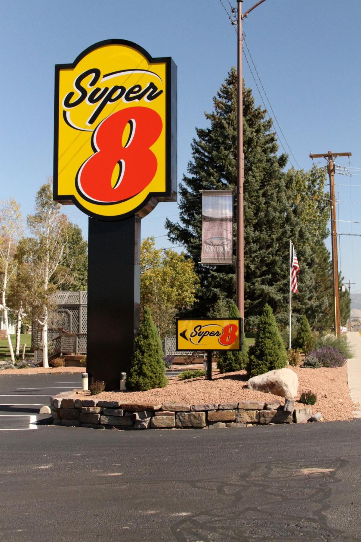 Super 8 By Wyndham Montrose Motel Kültér fotó